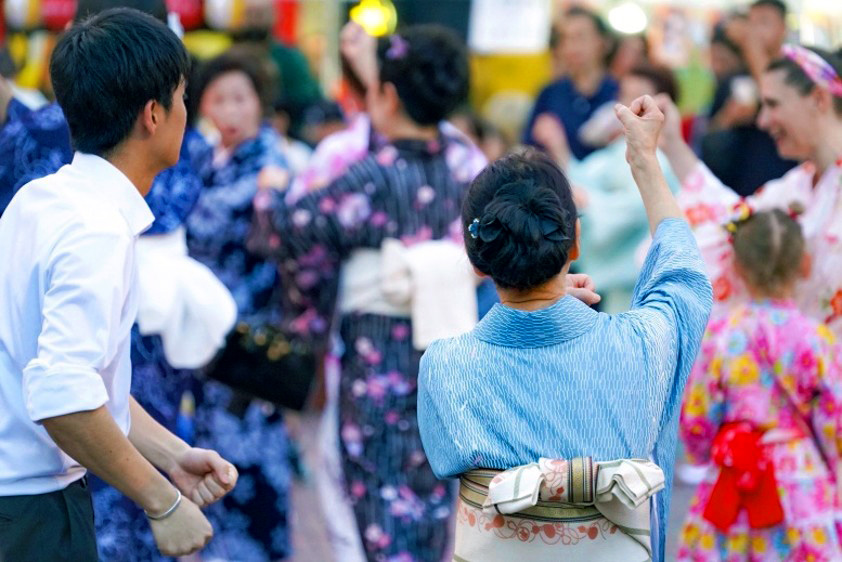 盆踊り２